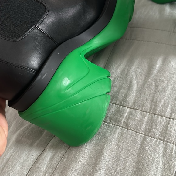 Bottega Veneta green/black flash boots - Picture 4 of 7
